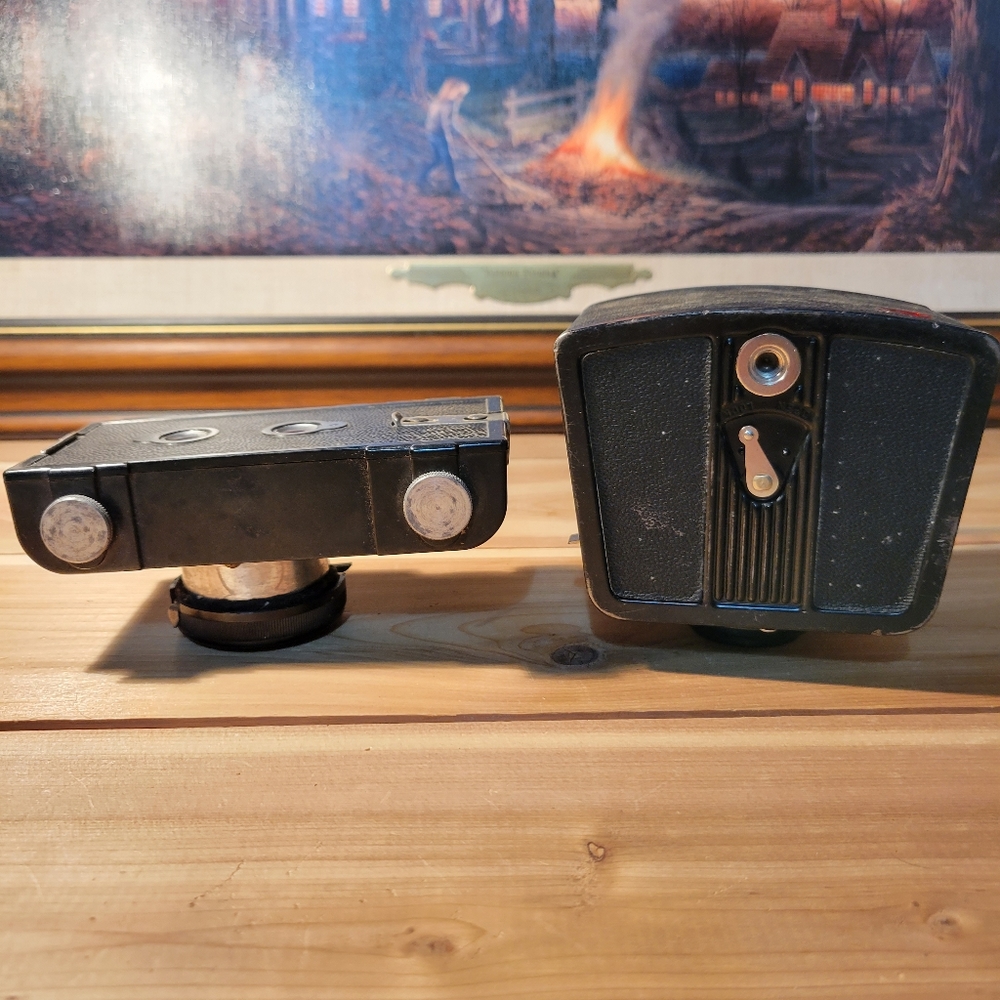 Vintage Cameras - Picture 4 of 4
